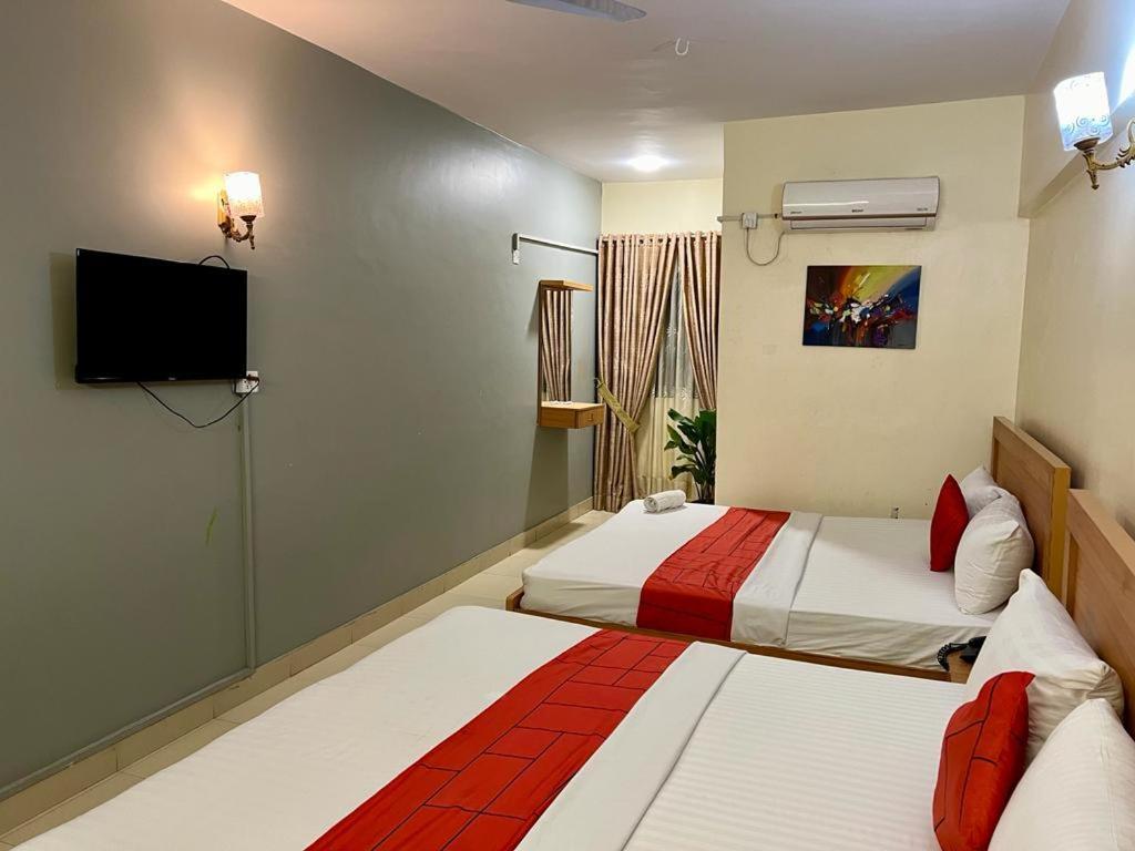 Hotel Rooms Dha Karaçi Dış mekan fotoğraf