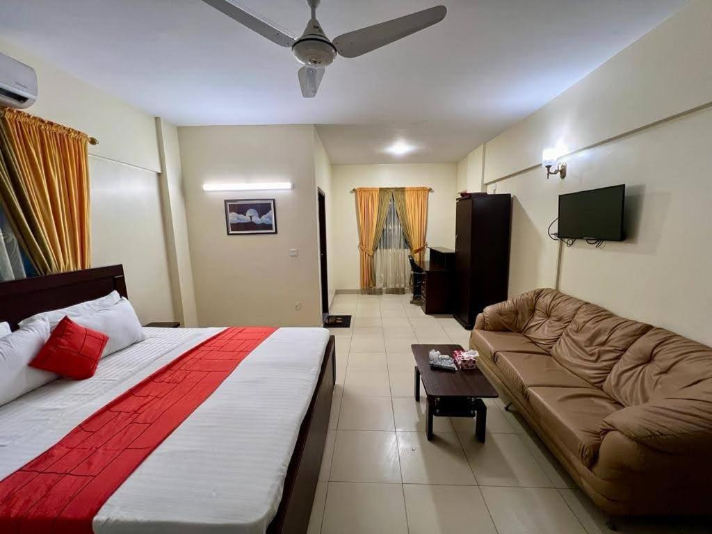 Hotel Rooms Dha Karaçi Dış mekan fotoğraf